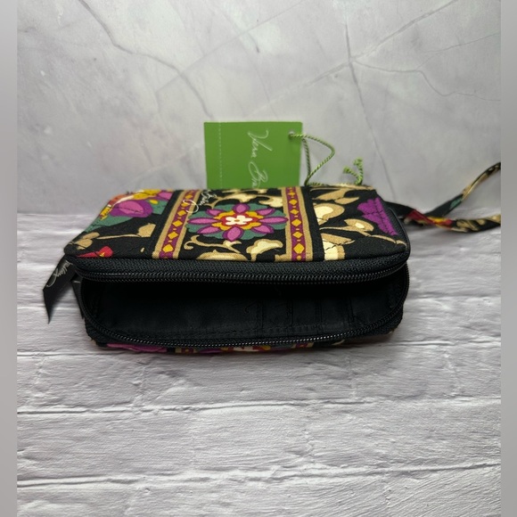 Vera Bradley Carry it all Wristlet Suzani NWT - Picture 6 of 6